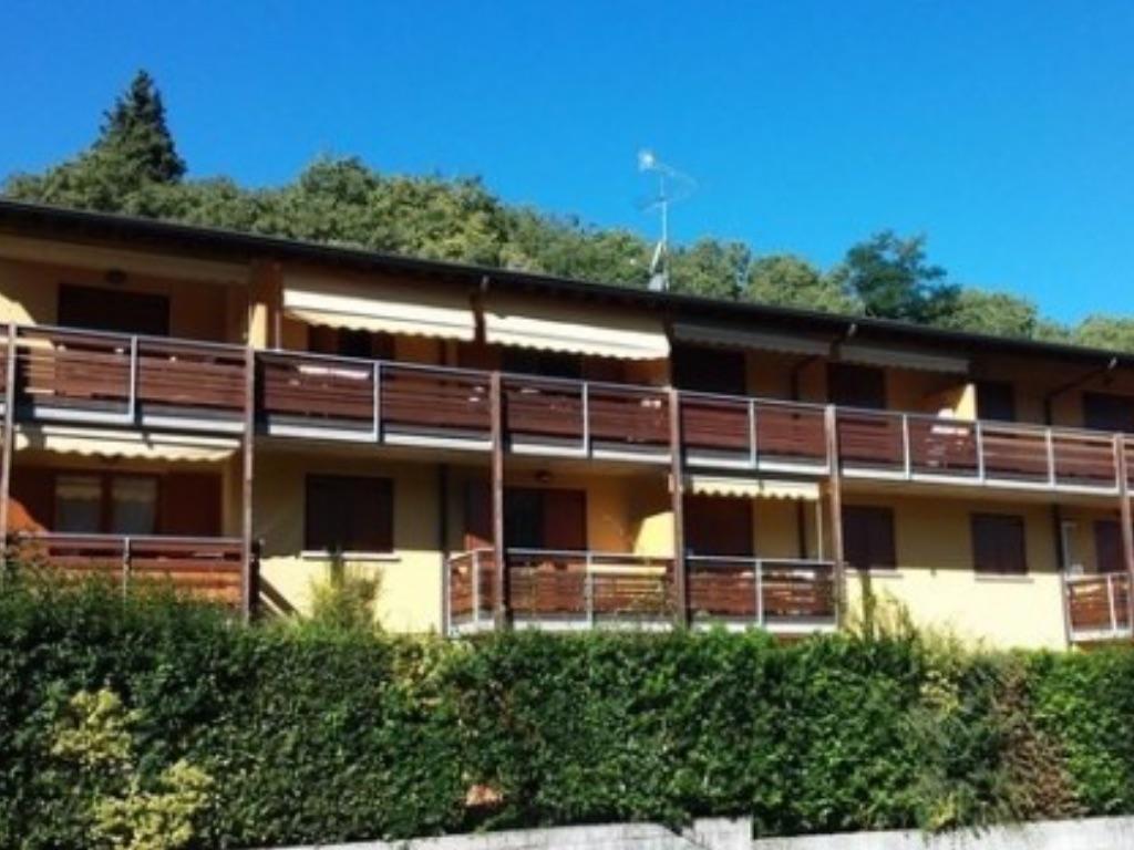 antonellagardalake Desenzano del Garda Esterno foto